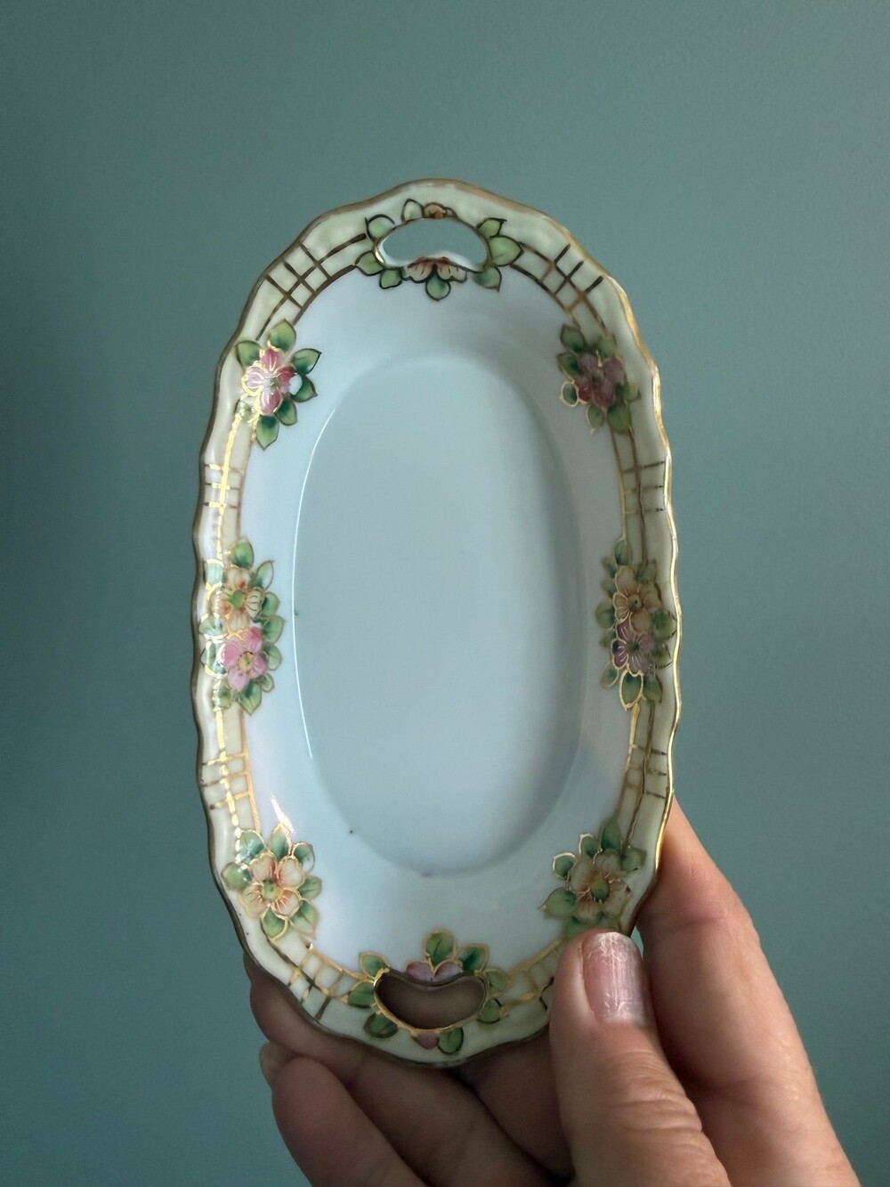 162 Hand painted Nippon Antique dish